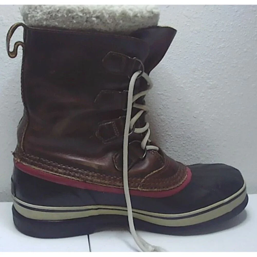 Sorel men caribou